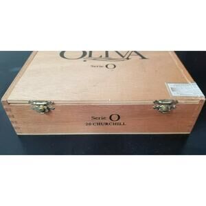 Oliva Series "O" Cigar Box.